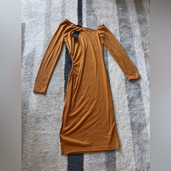 21 Saints Mustard yellow dress - Picture 2 of 6